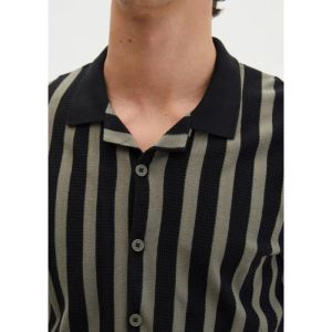  0093 Black_Mult